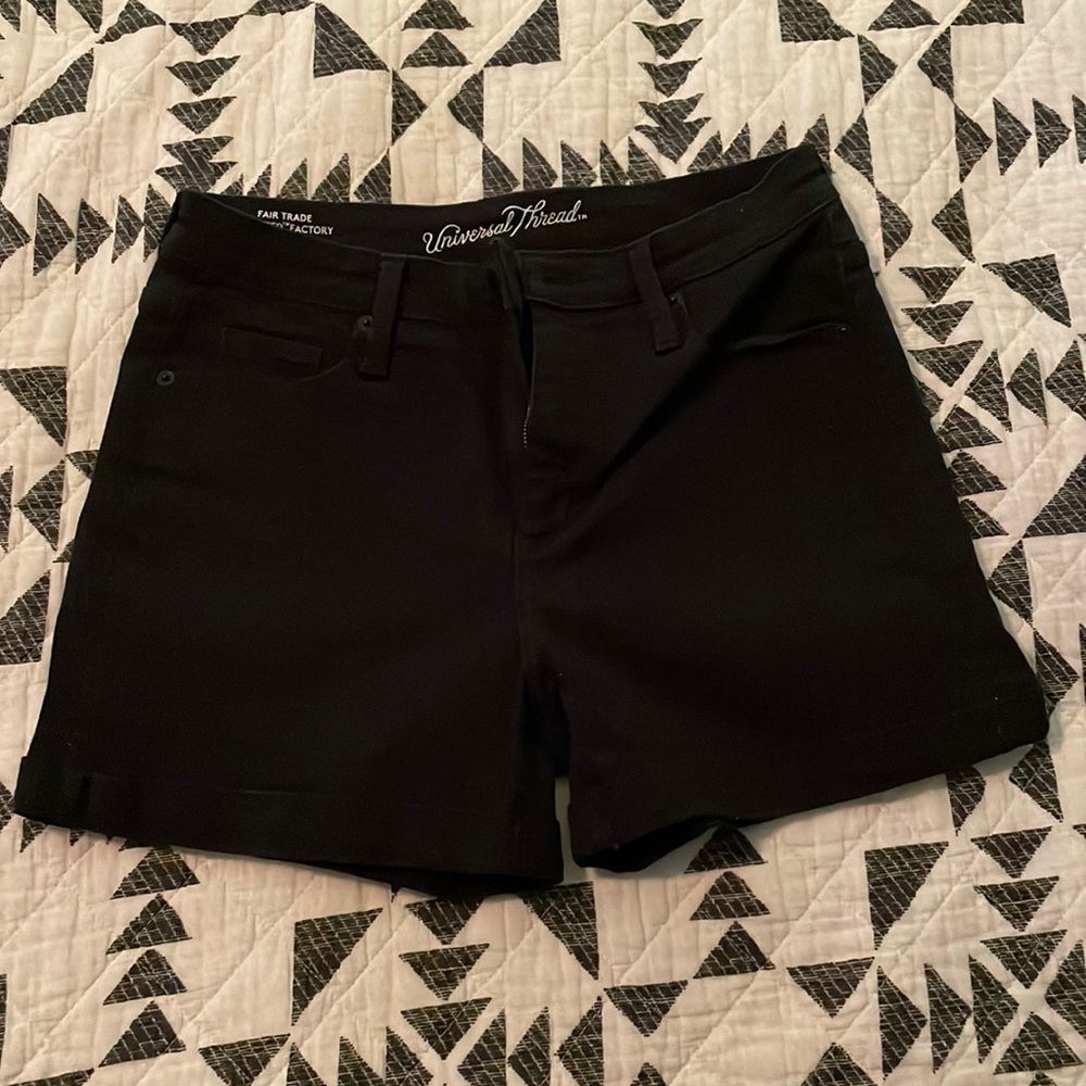 4 for $10 Universal Thread Black Denim Cuffed High Rise shorts size 8